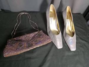 lot 7108 image: Timothy Hitsman Womens Heels Size 9H with Beaded Clutch