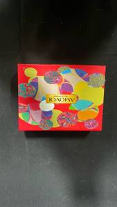lot 7808 image: Aromoli Bath Bombs Set 12 Pack with Essential Oils