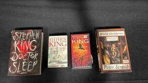 lot 7821 image: Stephen King Books Lot of 5 Doctor Sleep Full Dark No Stars Everything Eternal Poes Children