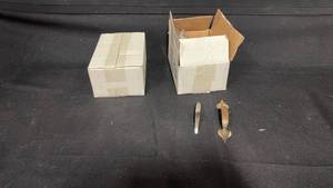 lot 7861 image: Coshas Cheese Knife Set 2-Piece