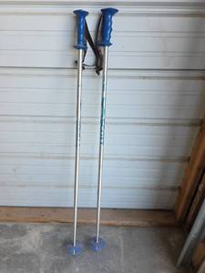 lot 12 image: Pair of Scott Ski PolesTreking Poles Blue Handles Silver Shaft