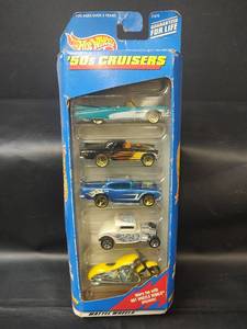 lot 321 image: Vintage Hot Wheels 50s Cruisers Gift Pack