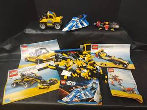 lot 322 image: LEGO Creator Sets with Instructions and Parts