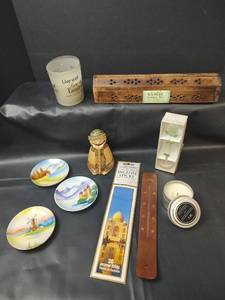 lot 351 image: Decorative Home Accent Lot