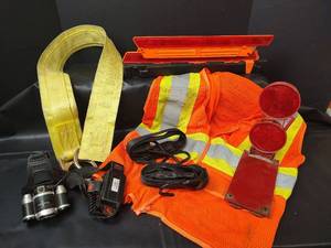 lot 375 image: Traffic Safety Lot with Vest, Warning Reflectors, Tow Rope and Wearable Head Lights