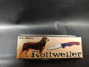 lot 399 image: Frost Cutlery Rottweiler 15-633PW 3.5 Closed Folding Knife (NEW)