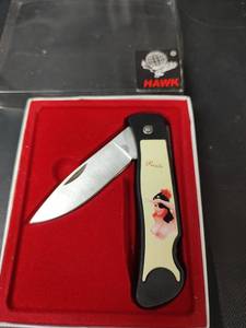 lot 403 image: Hawk Pirate Folding Knife Scrimshaw Handle (NEW)