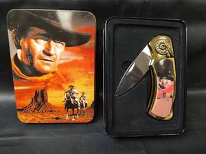 lot 405 image: New John Wayne Collectible Folding Knife with Tin Box
