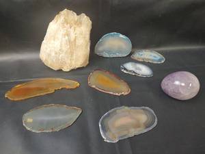 lot 438 image: Mineral Specimens Selenite Crystal, Agate Slices, Amethyst Egg