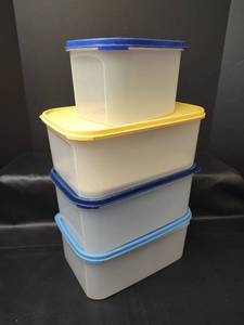 lot 464 image: Tupperware Food Storage Containers, 8 and 3 - 18 cups