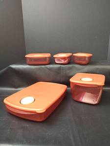 lot 465 image: Tupperware Rock N Serve Food Storage Containers