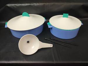 lot 474 image: Tupperware Microwave Steamware Cookware