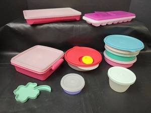 lot 481 image: Tupperware Storage Containers with Lids