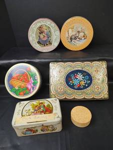 lot 485 image: Vintage Tins