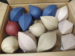 lot 495 image: Cardboard Crafting Ornaments