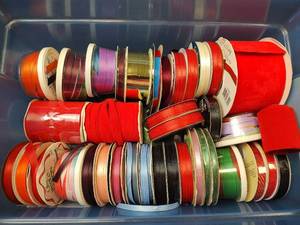 lot 500 image: Crafting Ribbon Assortment