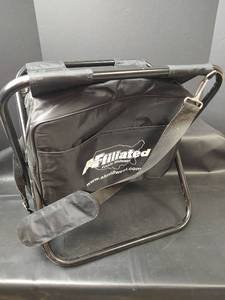lot 517 image: Affiliated Foods Midwest Portable Folding Chair