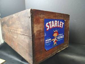 lot 536 image: Vintage Starlet California Vegetables Wooden Produce Crate 20 x 7.5 x 10.5