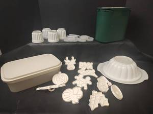 lot 570 image: Tupperware Assorted Containers and Cookie Cutters