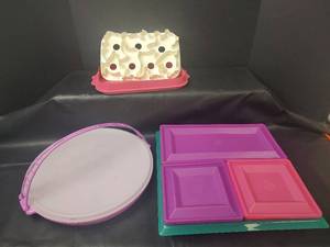 lot 576 image: Tupperware Divided Storage Containers and Cookie Press