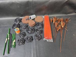 lot 592 image: Wheat Weaving and Halloween Craft Supplies