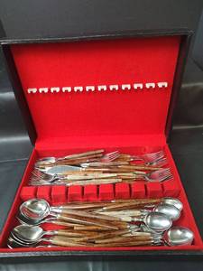 lot 630 image: Stainless Flatware Set with Wood Handles