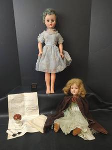 lot 637 image: Vintage Dolls and Ceramic Doll Making Kit