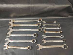 lot 688 image: Combination Wrench Set