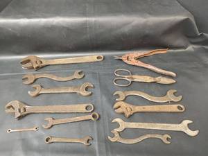 lot 693 image: Assorted Wrenches