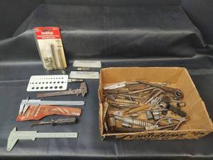 lot 694 image: Assorted Tool Lot
