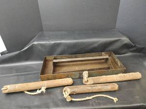 lot 717 image: Vintage Metal Divided Tray with 3 Cylindrical Rod Weights with Rope Loops