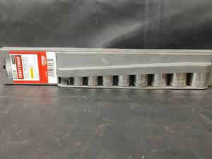 lot 743 image: Craftsman Metric Socket Set 38-in Drive 934566 (missing 10mm)