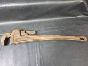 lot 749 image: Ridgid Heavy Duty Pipe Wrench 24 inch