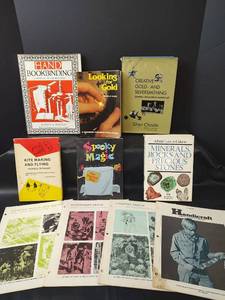 lot 775 image: Instructional and Educational Books