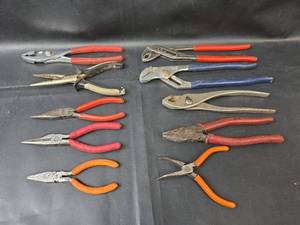 lot 783 image: Hand Pliers