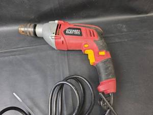 lot 784 image: Chicago Electric 12 Hammer Drill