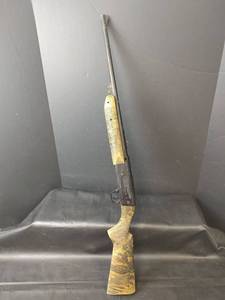 lot 829 image: BB Gun