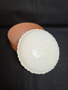 lot 229 image: Vintage Glass Vanity Powder Dish
