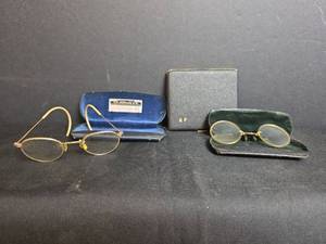 lot 231 image: 2 Antique Eye Glasses with Cases and Cigarette Case
