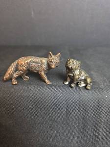 lot 241 image: 2 Metal Miniature Animal Figurines