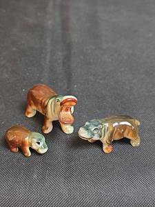 lot 246 image: Miniature Pygmy Hippopotamus Figurines - Hand-Painted
