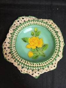 lot 254 image: Jadite Plate with Yellow Rose and Crochet Border