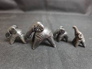 lot 259 image: 4 Miniature Elephant Figurines