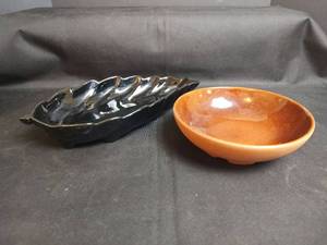 lot 307 image: Assorted Frankoma Pieces