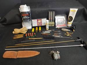 lot 322 image: Assorted Gun Cleaning and Maintenance Items