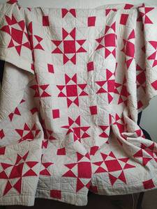 lot 371 image: Hand Made Quilt, Twin Size