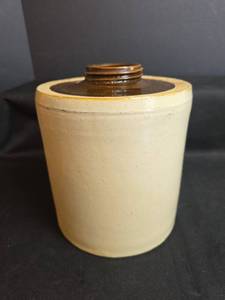 lot 389 image: The Stone Mason Crock Jar
