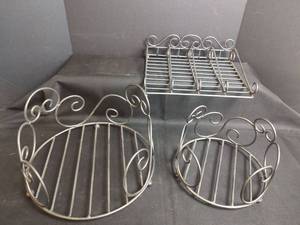lot 407 image: Metal Stands or Organizers