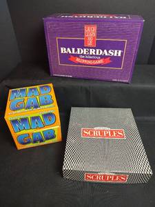 lot 454 image: Board Games Lot, Practically New