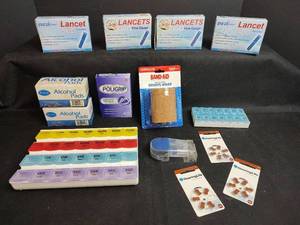 lot 513 image: Medical Supply Lot